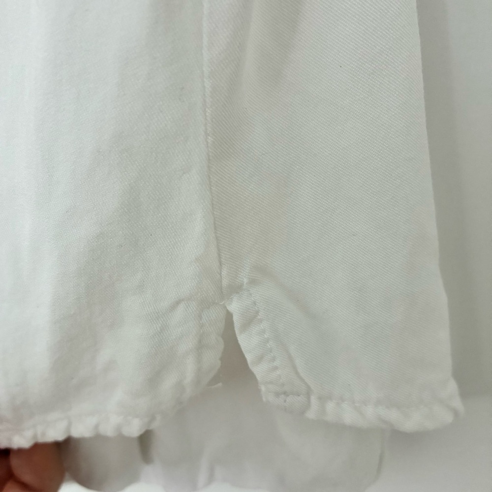 White Boxy Button Down Shirt with Notched Collar small - Picture 8 of 8